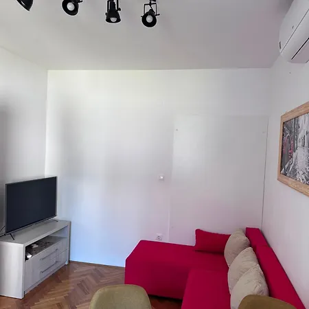 Luce Apartment *