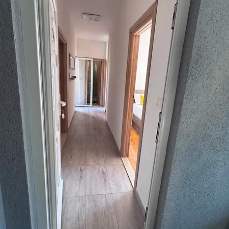 Luce Apartment Makarska
